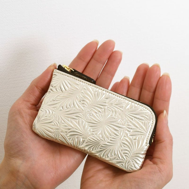 キーケース レディース 人気 ブランド コンパクト スマートキー 軽い 日本製 本革 ニュートラルグレイ490301