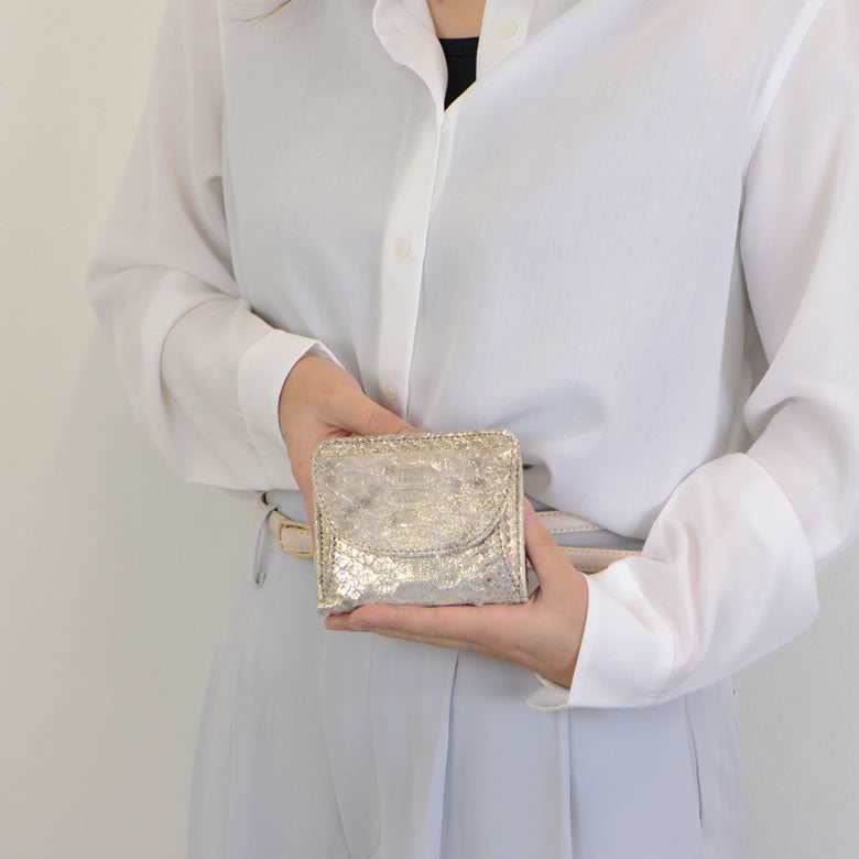 財布 レディース 二つ折り 日本製 パイソン 蛇革 本革 コンパクト カードたくさん入る 使いやすい おしゃれ 上品 大人 arukan アルカン 1529611